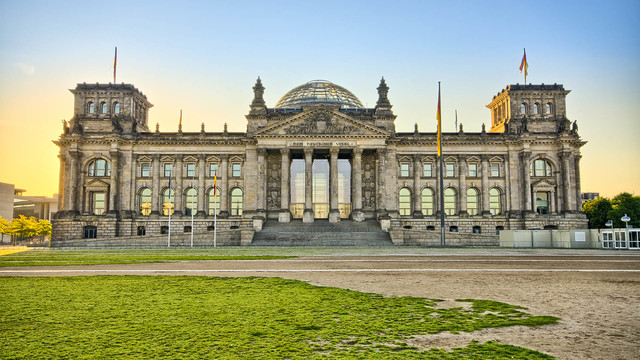 Schließanlage seit 20 Jahren im Bundestag Schließanlage seit 20 Jahren im Bundestag